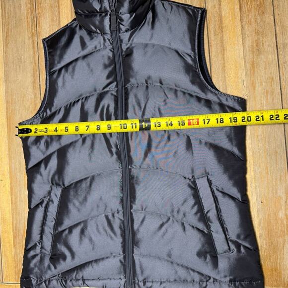 Lands End Silver Down & Feather Puffer Vest Sz S Quilted Metallic Outdoor Gray - Picture 7 of 7